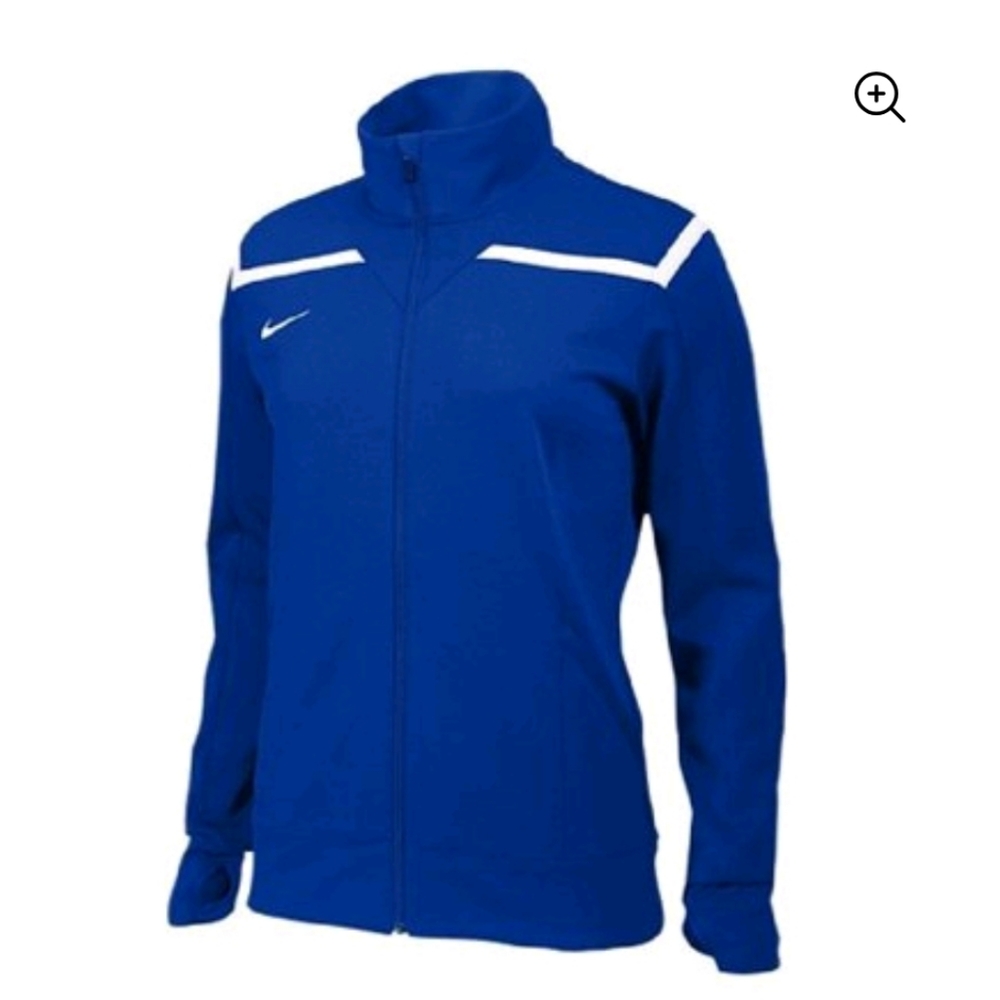 Red Nike jacket - Picture 2 of 8